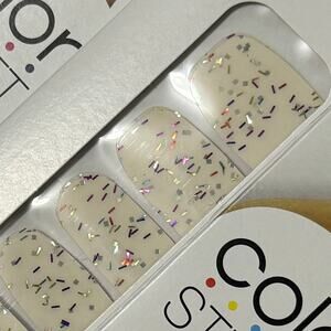 New Color Street “Raise the Roof” Rainbow Glitter Bar Clear Overlay Nail Strips